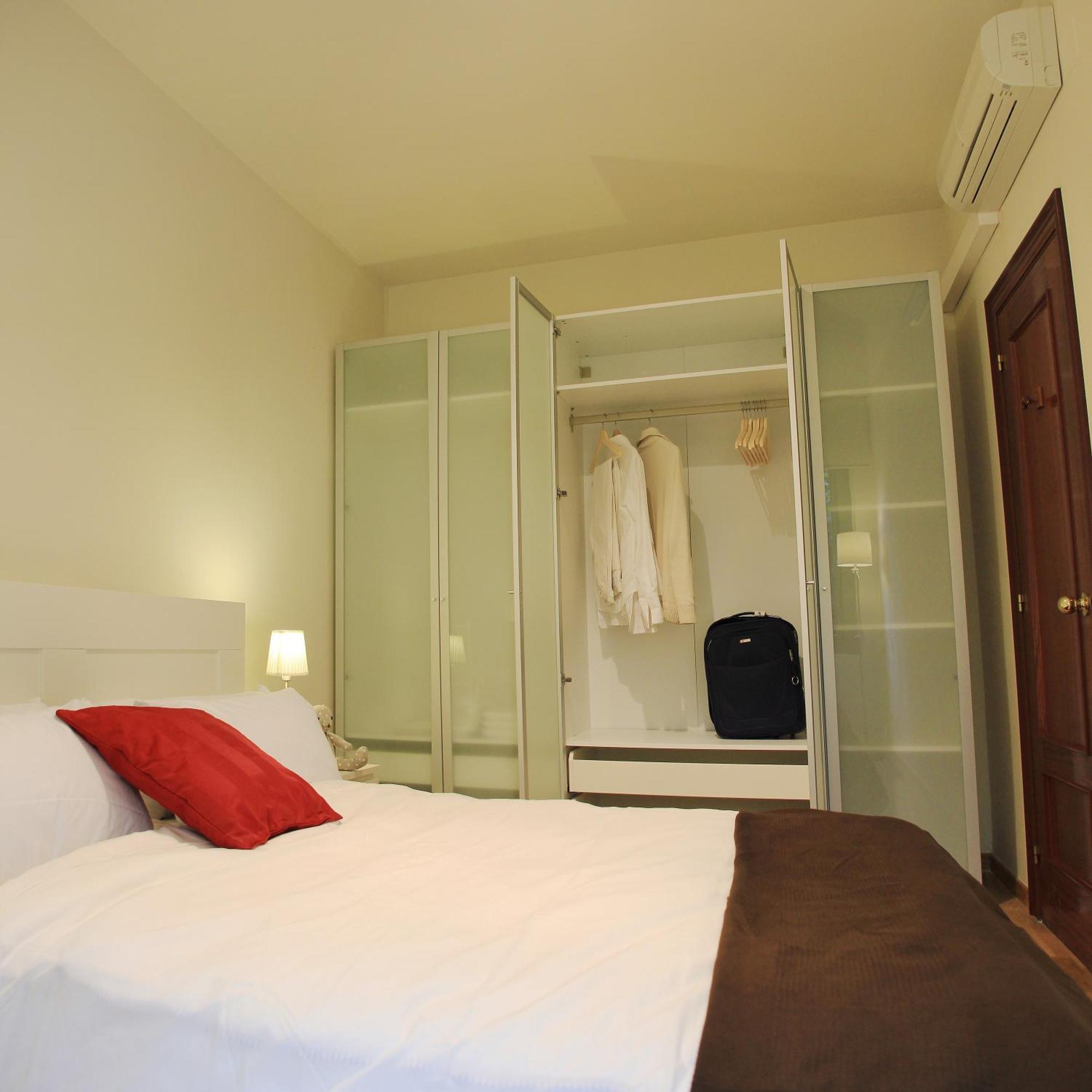 Alguera Apartments Napols, Barcelona